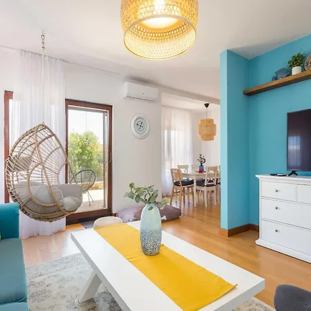 With Shared Swimming Pool