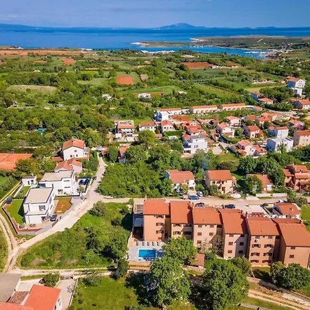 With Shared Swimming Pool