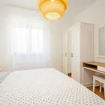 With Shared Swimming Pool Apartment *