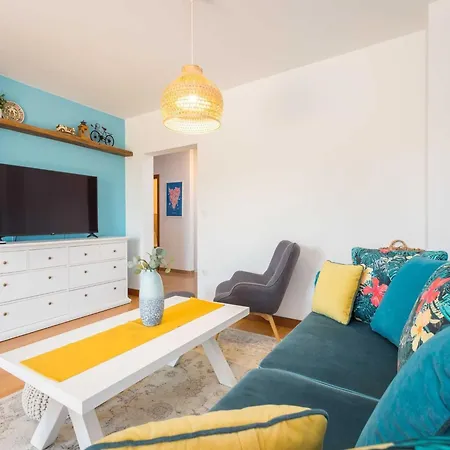 With Shared Swimming Pool Ližnjan