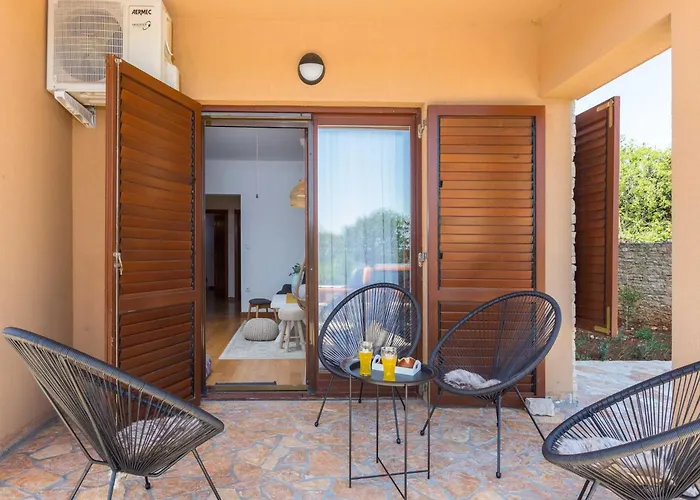 With Shared Swimming Pool